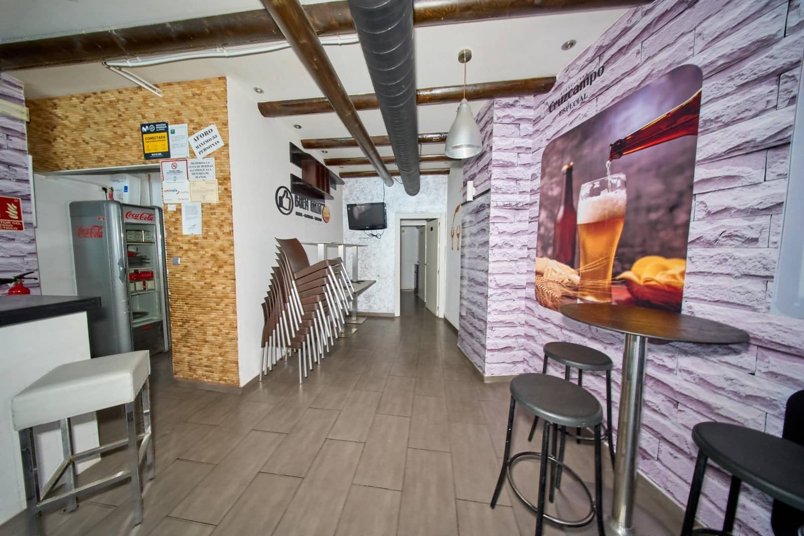 Kommersiell til salgs i Granada by - € 130 000 (Ref: 10142563)