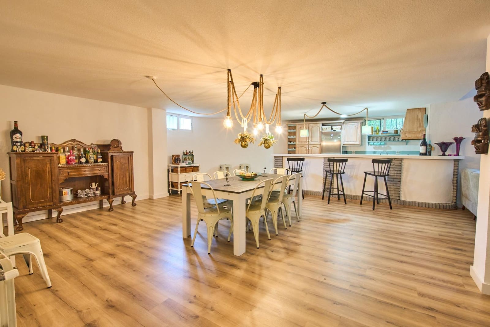 Chalet de 4 habitaciones en Atarfe en venta con piscina garaje - 550.000 € (Ref: 10155447)