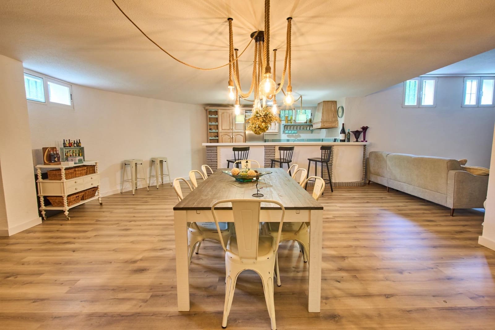 Chalet de 4 habitaciones en Atarfe en venta con piscina garaje - 550.000 € (Ref: 10155447)