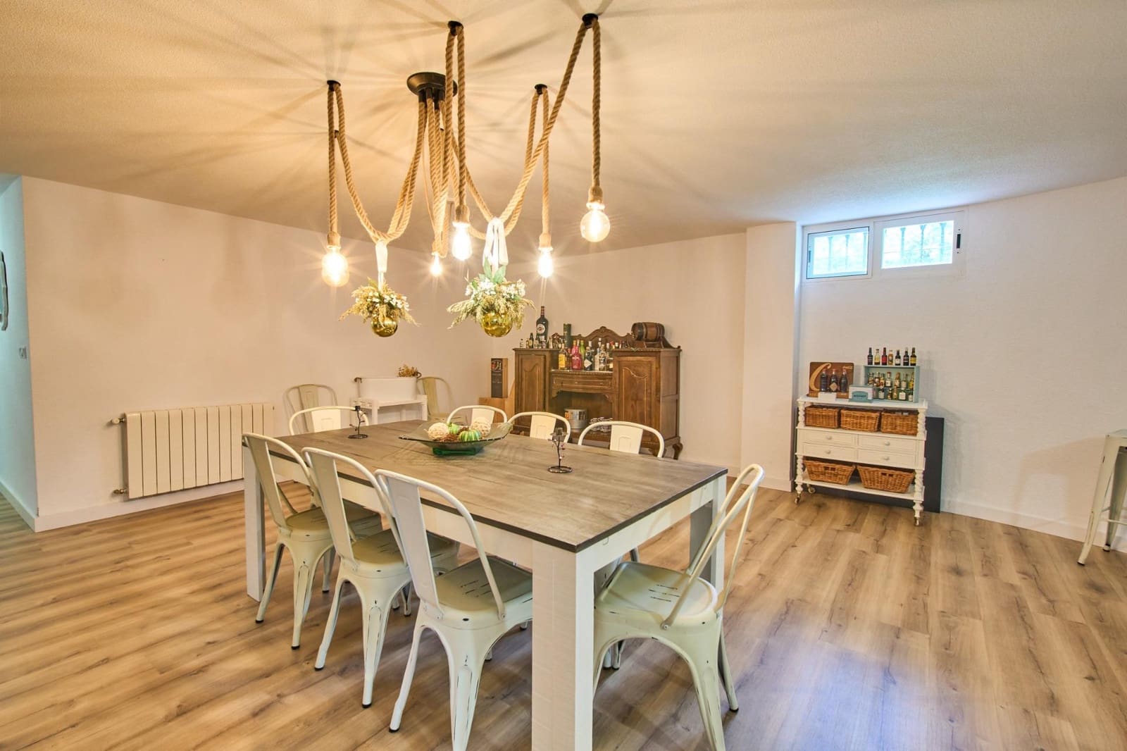 Chalet de 4 habitaciones en Atarfe en venta con piscina garaje - 550.000 € (Ref: 10155447)