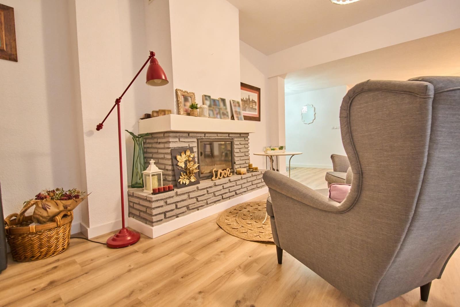 4 bedroom Villa for sale in Atarfe with pool garage - € 550,000 (Ref: 10155447)