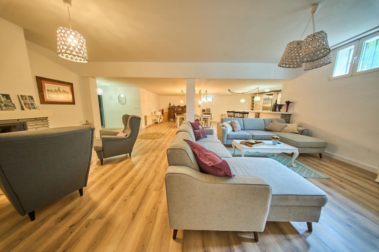 4 bedroom Villa for sale in Atarfe with pool garage - € 550,000 (Ref: 10155447)