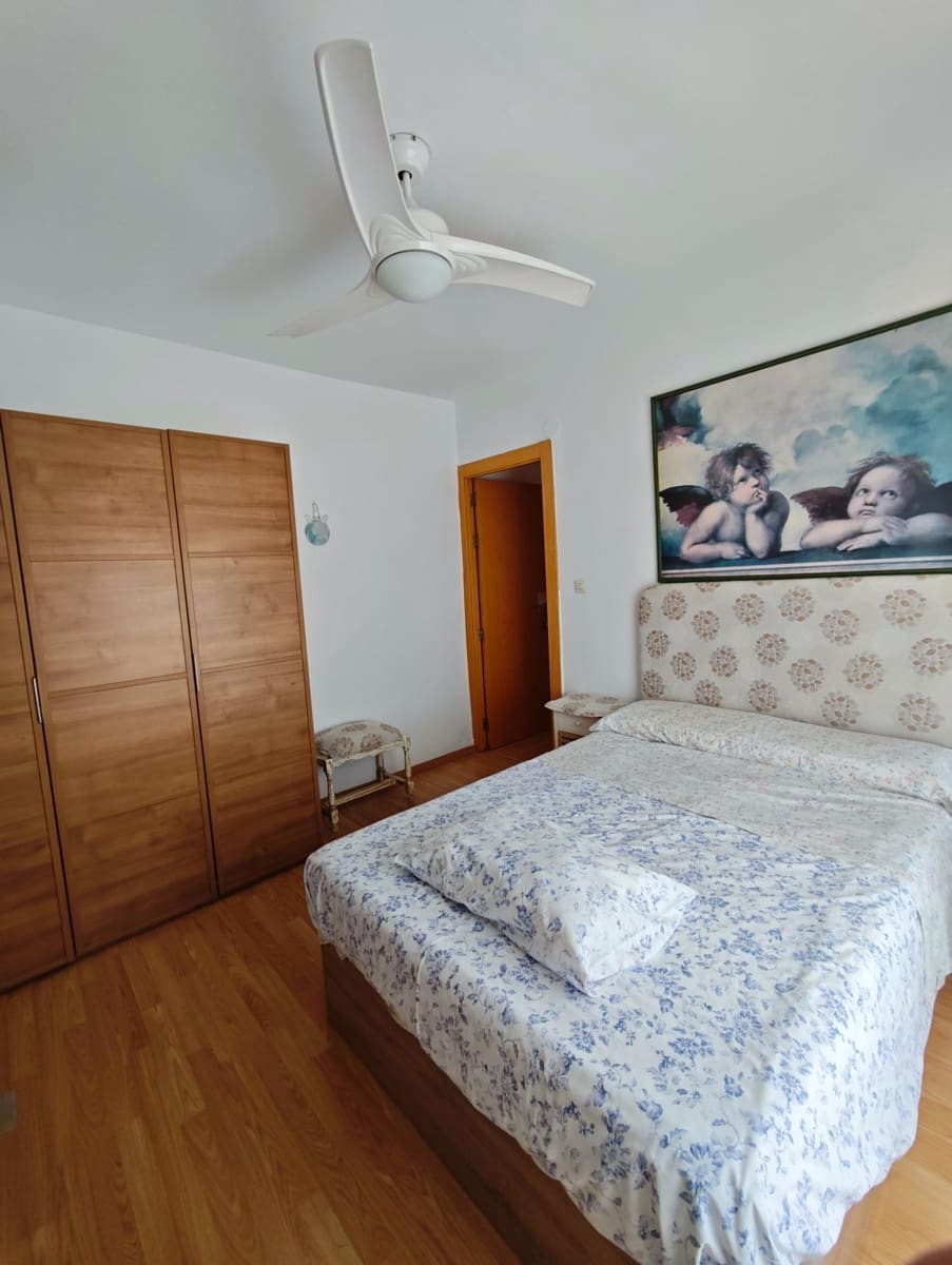 3 bedroom Semi-detached Villa for rent in Alfacar - € 600 (Ref: 10155449)