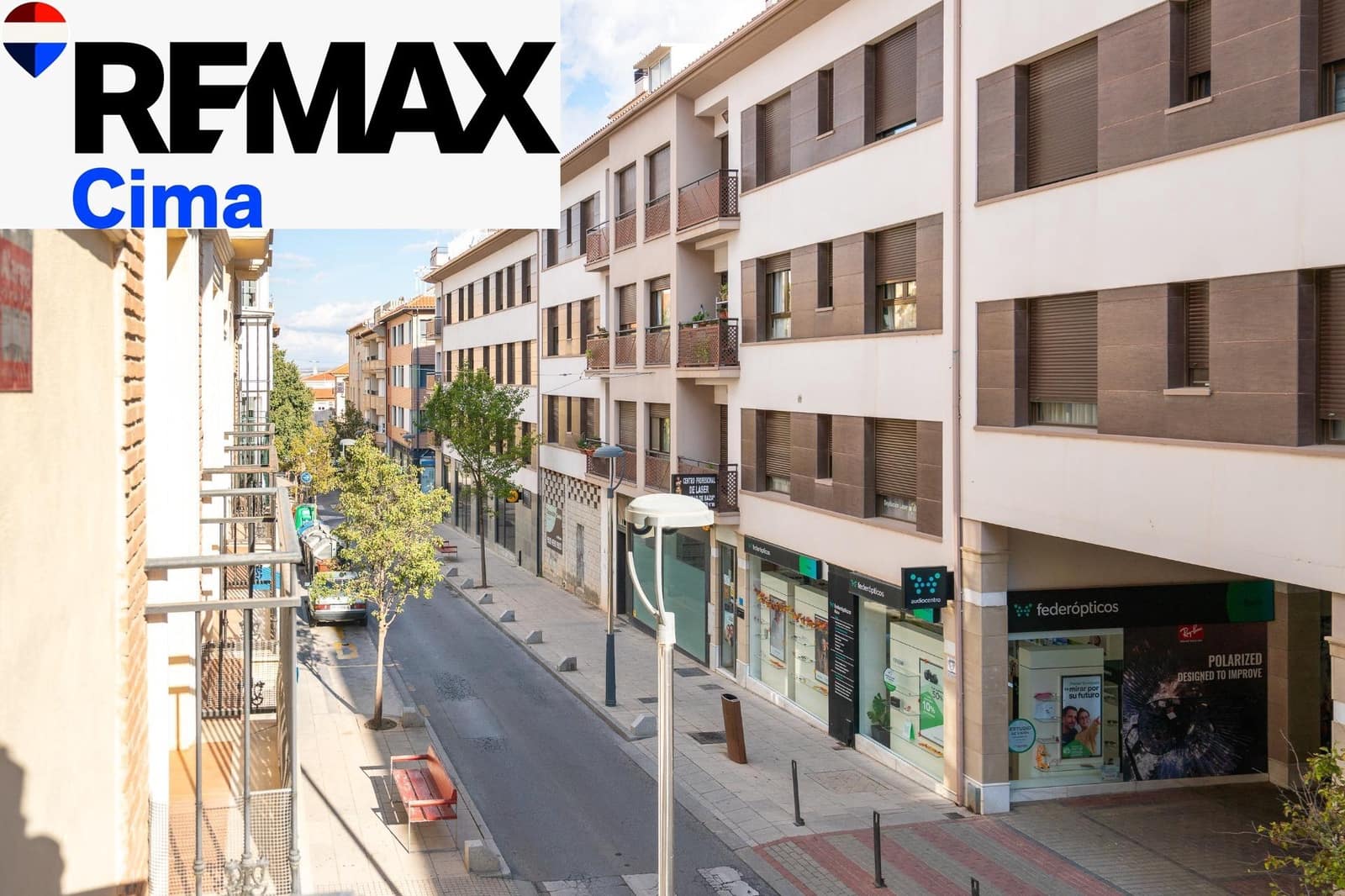 5 bedroom Flat for sale in Baza with garage - € 180,000 (Ref: 10159887)