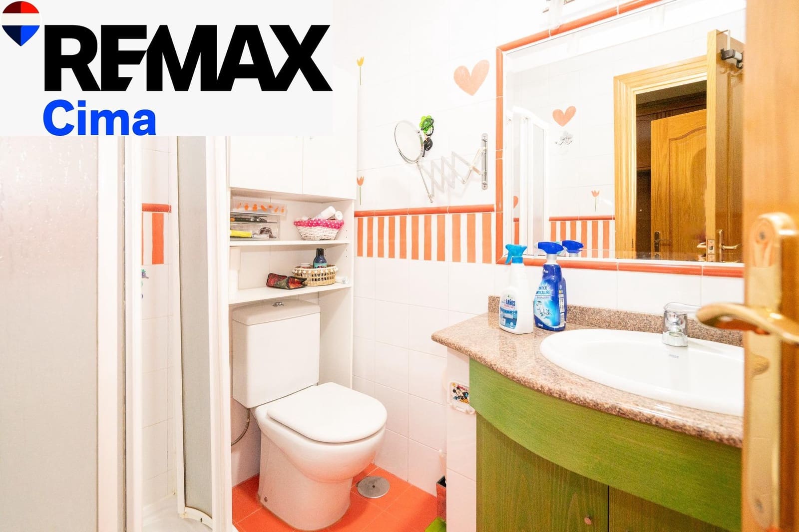 5 bedroom Flat for sale in Baza with garage - € 180,000 (Ref: 10159887)