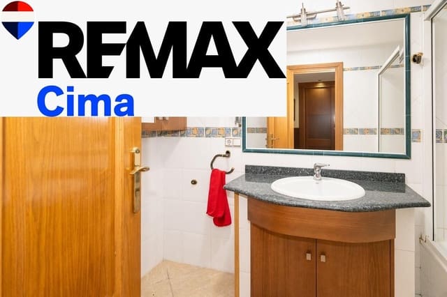 5 soveværelse Lejlighed til salg i Baza med garage - € 180.000 (Ref: 10159887)