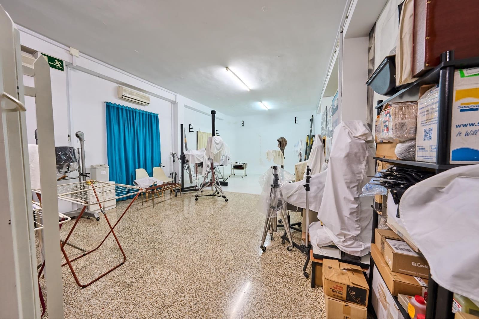 Erhverv til salg i Santa Fe - € 149.900 (Ref: 10159888)
