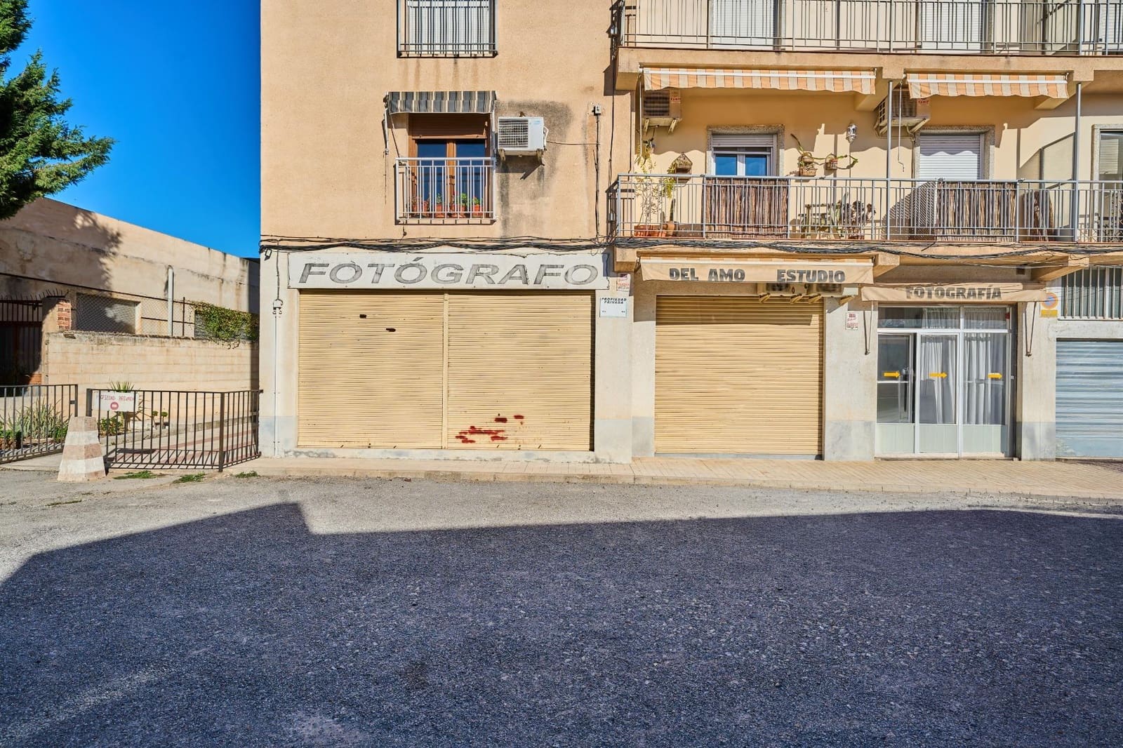 Erhverv til salg i Santa Fe - € 149.900 (Ref: 10159888)