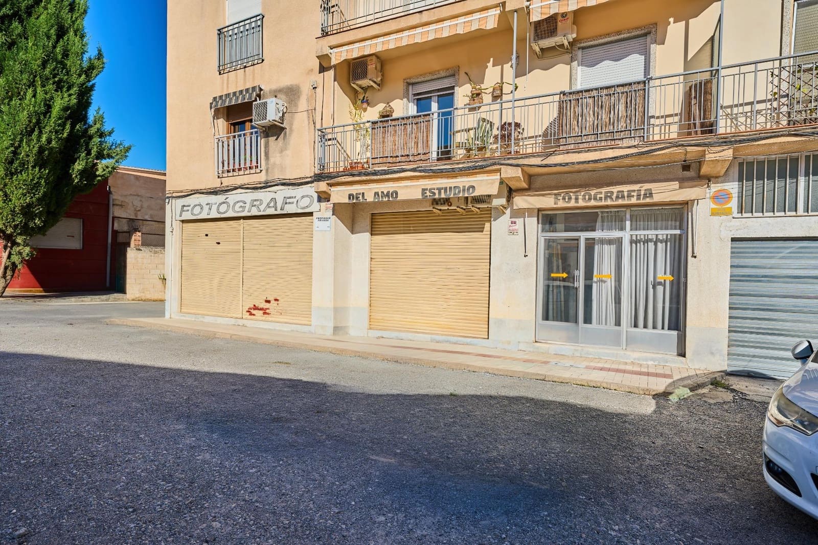 Erhverv til salg i Santa Fe - € 149.900 (Ref: 10159888)