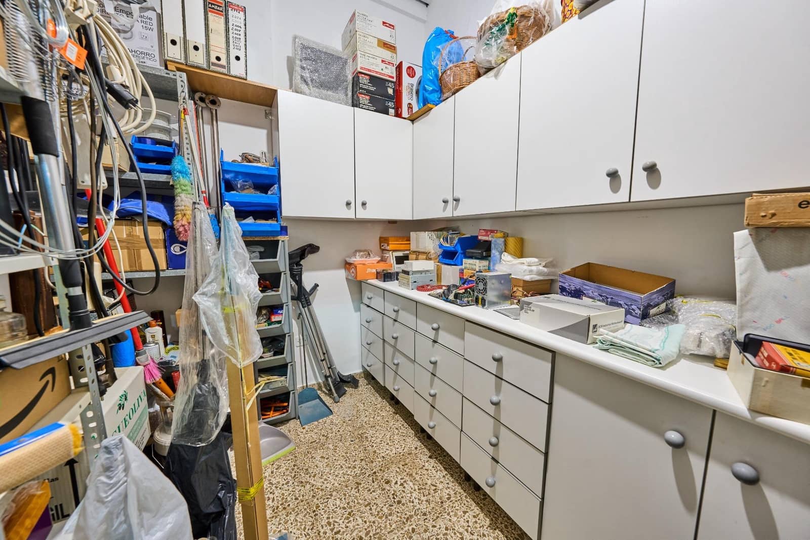 Erhverv til salg i Santa Fe - € 149.900 (Ref: 10159888)