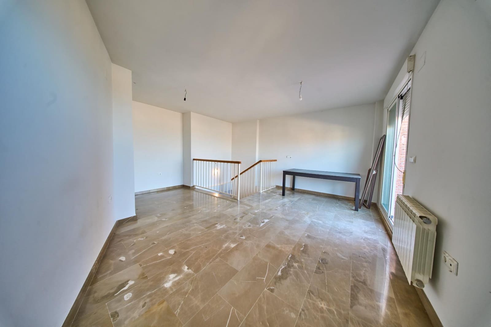 4 slaapkamer Rijtjeshuis te koop in Cajar met garage - € 319.900 (Ref: 10159890)