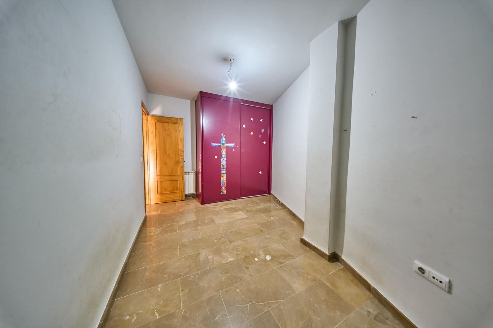 4 slaapkamer Rijtjeshuis te koop in Cajar met garage - € 319.900 (Ref: 10159890)