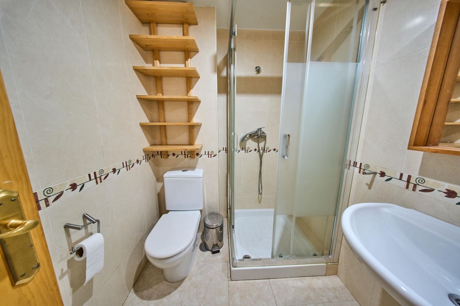 4 slaapkamer Rijtjeshuis te koop in Cajar met garage - € 319.900 (Ref: 10159890)
