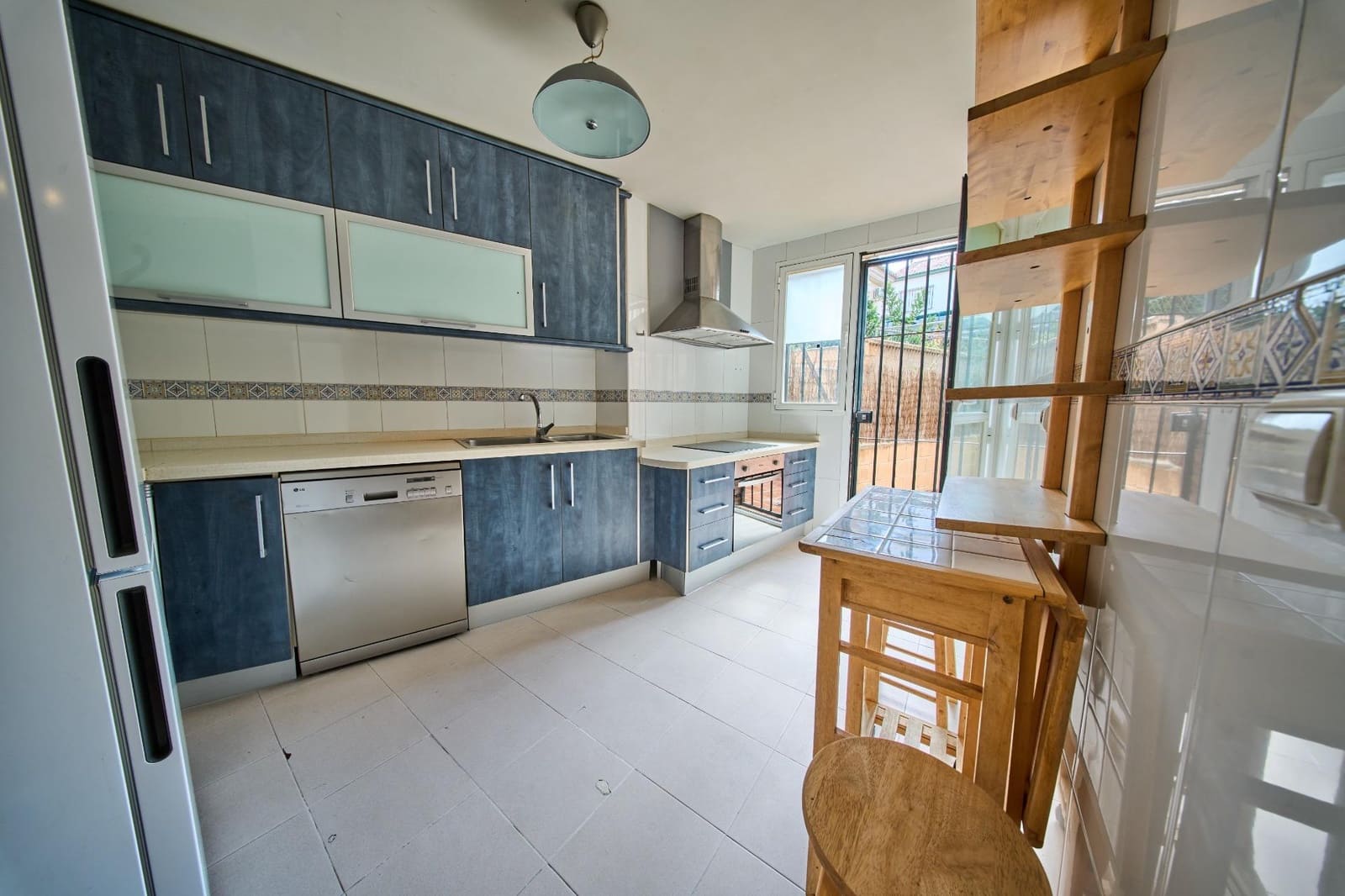 4 slaapkamer Rijtjeshuis te koop in Cajar met garage - € 319.900 (Ref: 10159890)