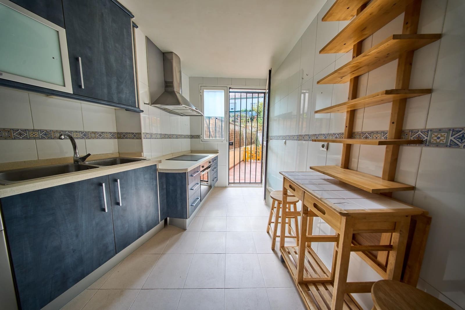 4 slaapkamer Rijtjeshuis te koop in Cajar met garage - € 319.900 (Ref: 10159890)
