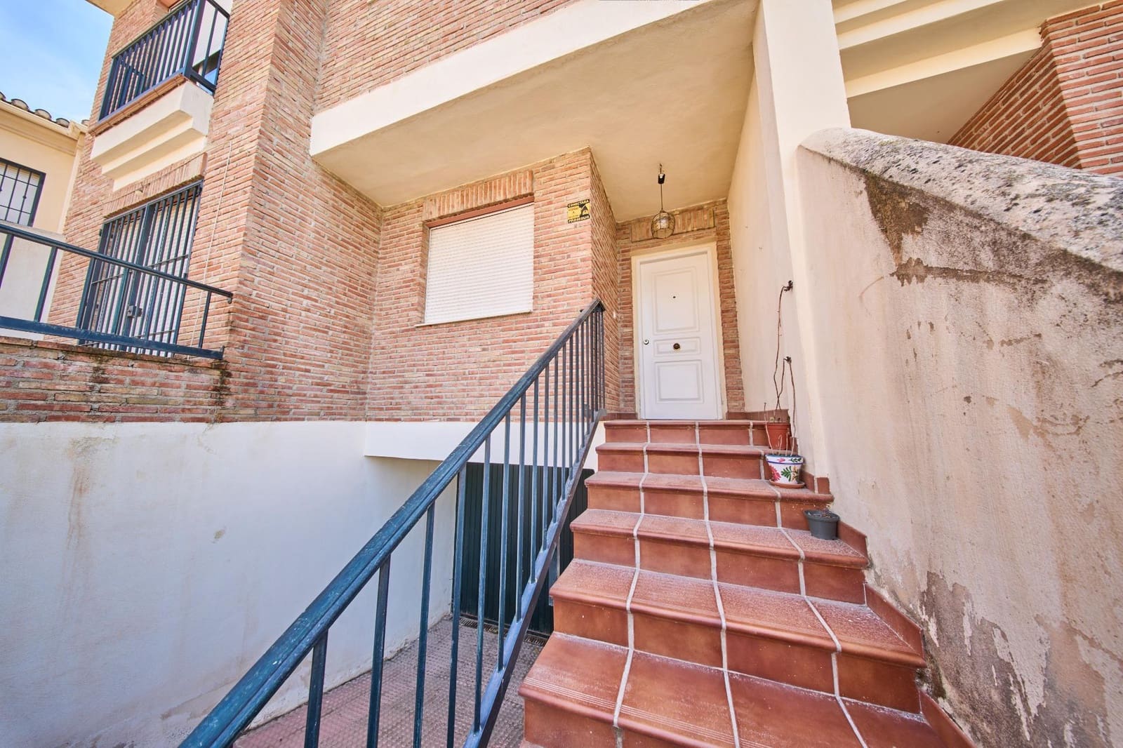 4 slaapkamer Rijtjeshuis te koop in Cajar met garage - € 319.900 (Ref: 10159890)
