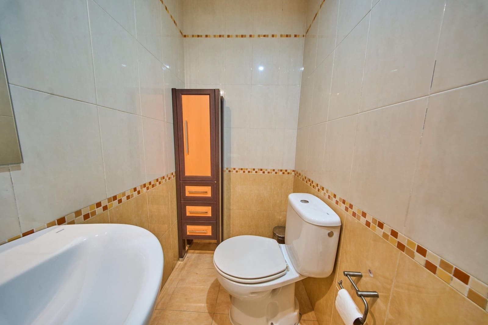 4 slaapkamer Rijtjeshuis te koop in Cajar met garage - € 319.900 (Ref: 10159890)