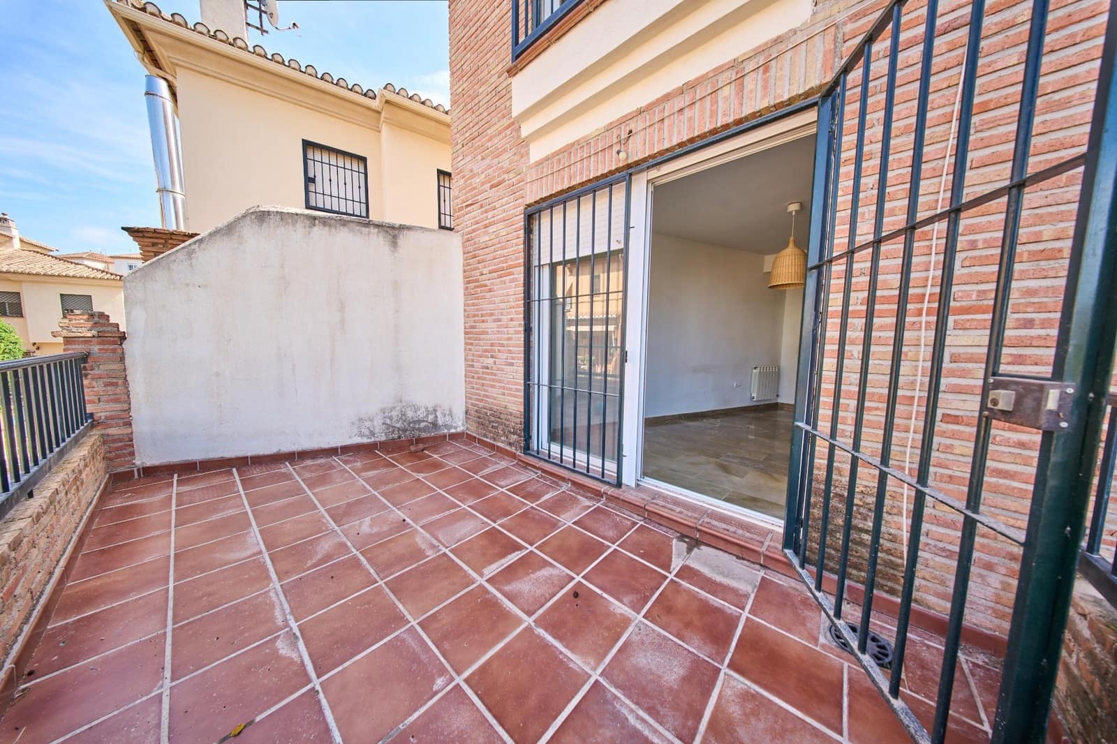 4 slaapkamer Rijtjeshuis te koop in Cajar met garage - € 319.900 (Ref: 10159890)