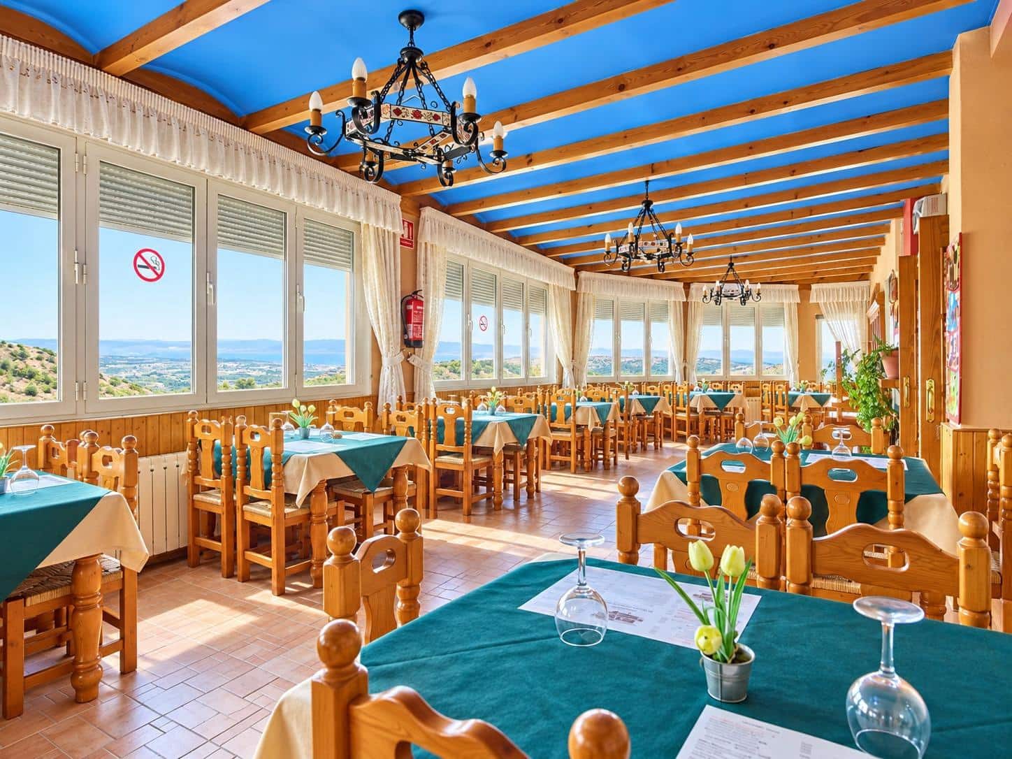 16 bedroom Hotel for sale in Guejar Sierra with garage - € 1,365,000 (Ref: 10162368)