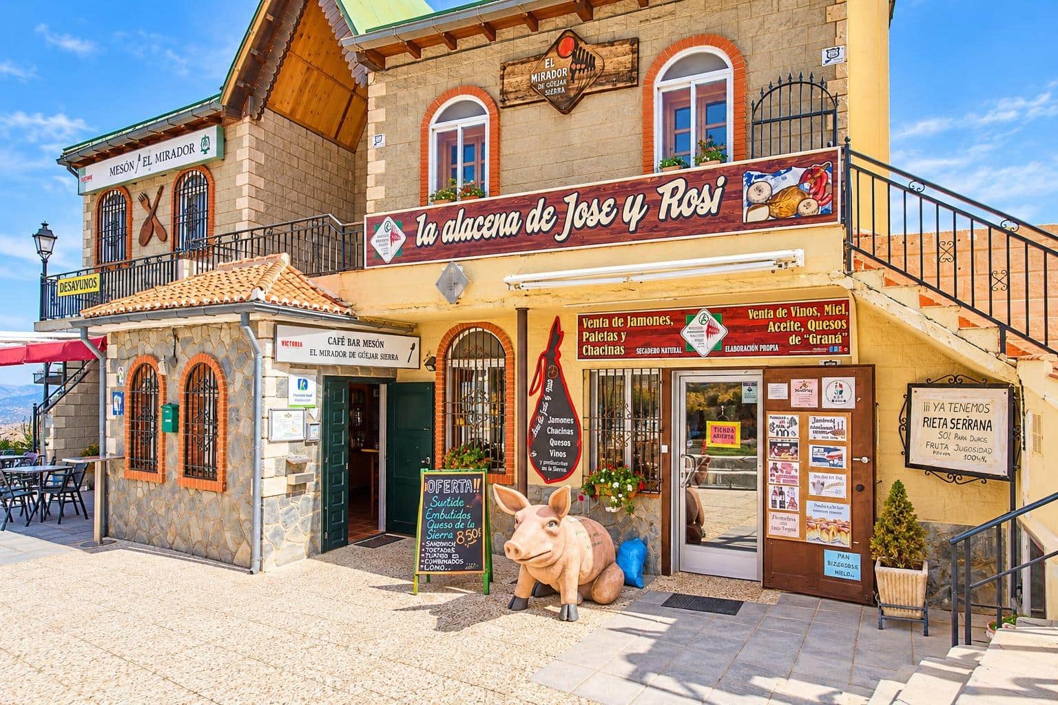 16 bedroom Hotel for sale in Guejar Sierra with garage - € 1,365,000 (Ref: 10162368)