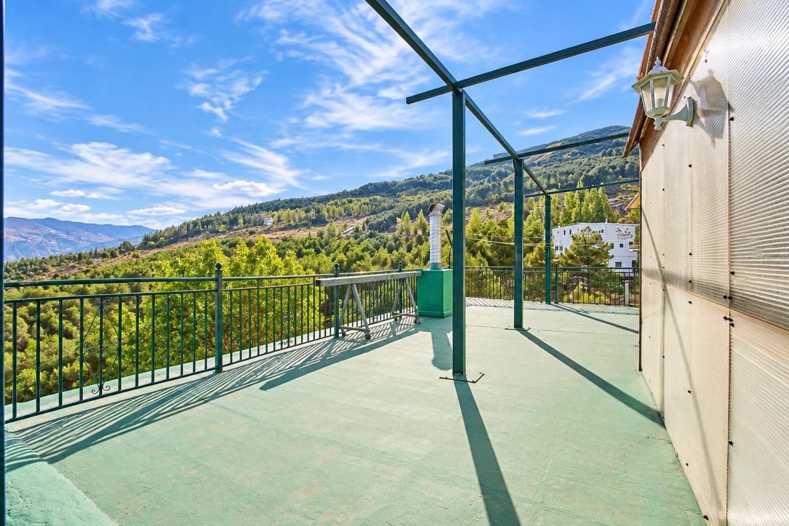 16 bedroom Hotel for sale in Guejar Sierra with garage - € 1,365,000 (Ref: 10162368)