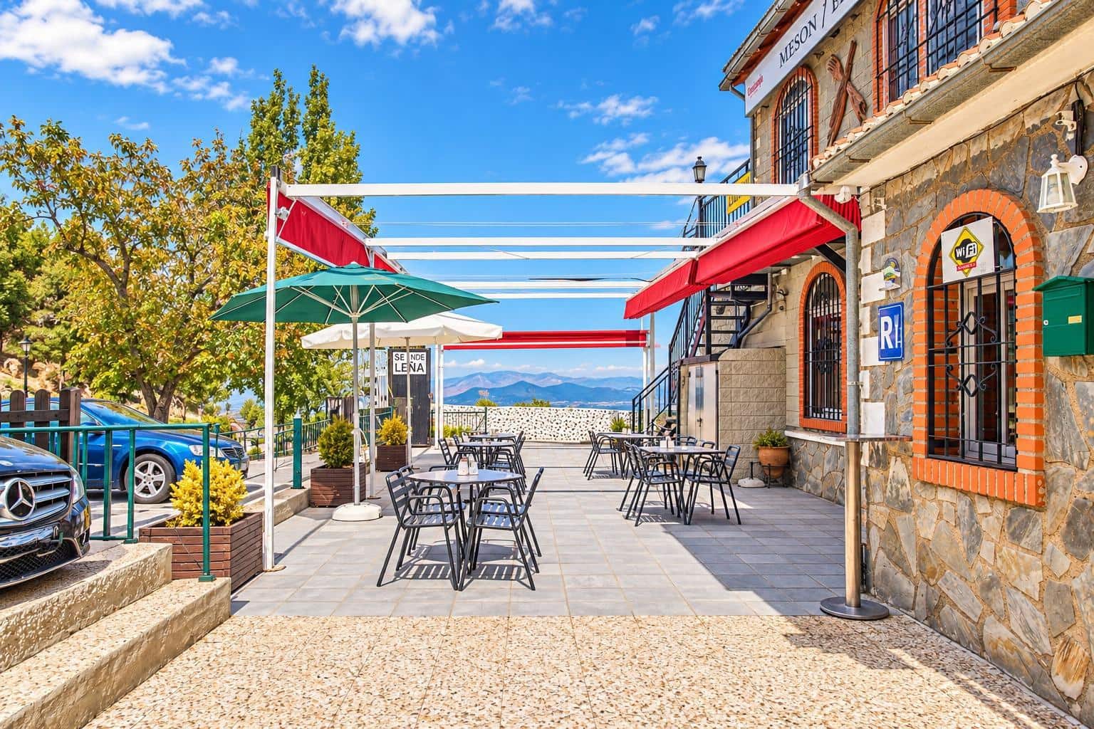 16 bedroom Hotel for sale in Guejar Sierra with garage - € 1,365,000 (Ref: 10162368)