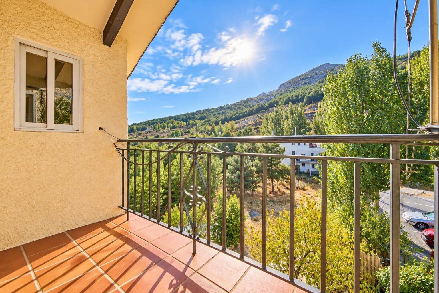 16 bedroom Hotel for sale in Guejar Sierra with garage - € 1,365,000 (Ref: 10162368)