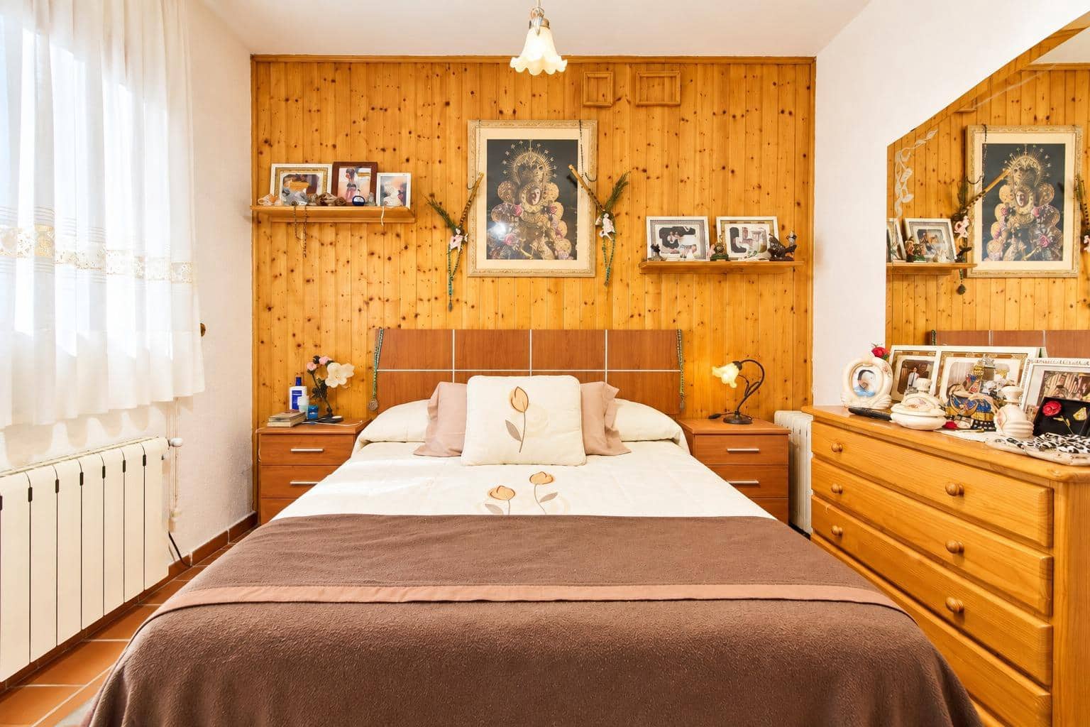 16 bedroom Hotel for sale in Guejar Sierra with garage - € 1,365,000 (Ref: 10162368)