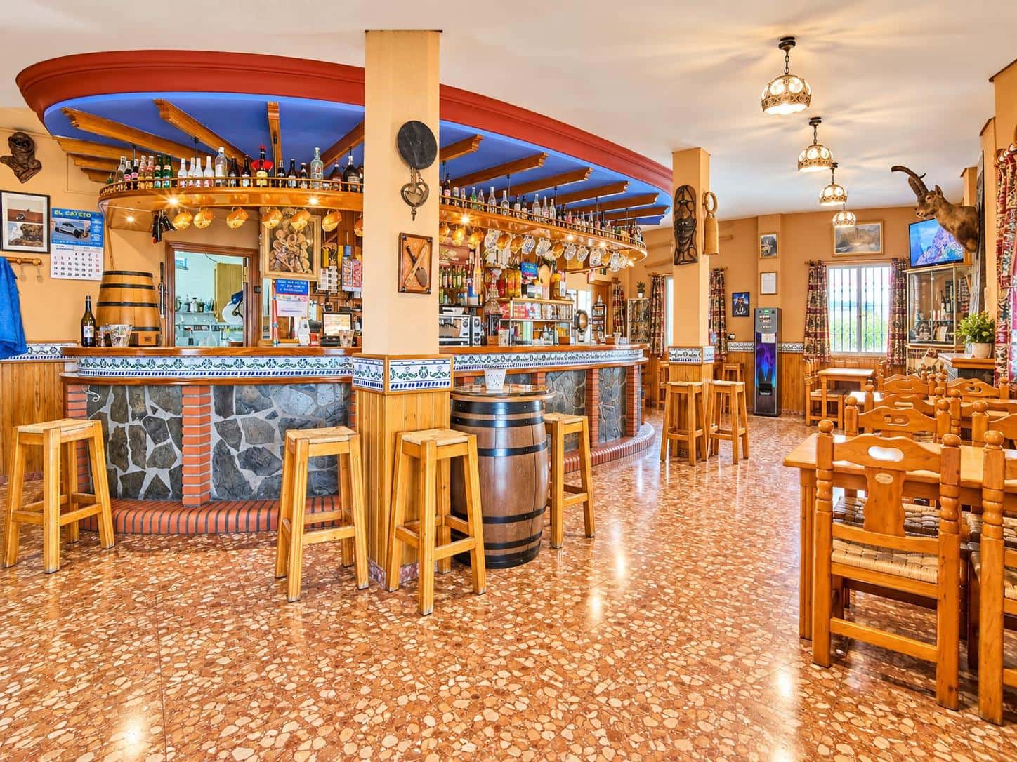 16 bedroom Hotel for sale in Guejar Sierra with garage - € 1,365,000 (Ref: 10162368)