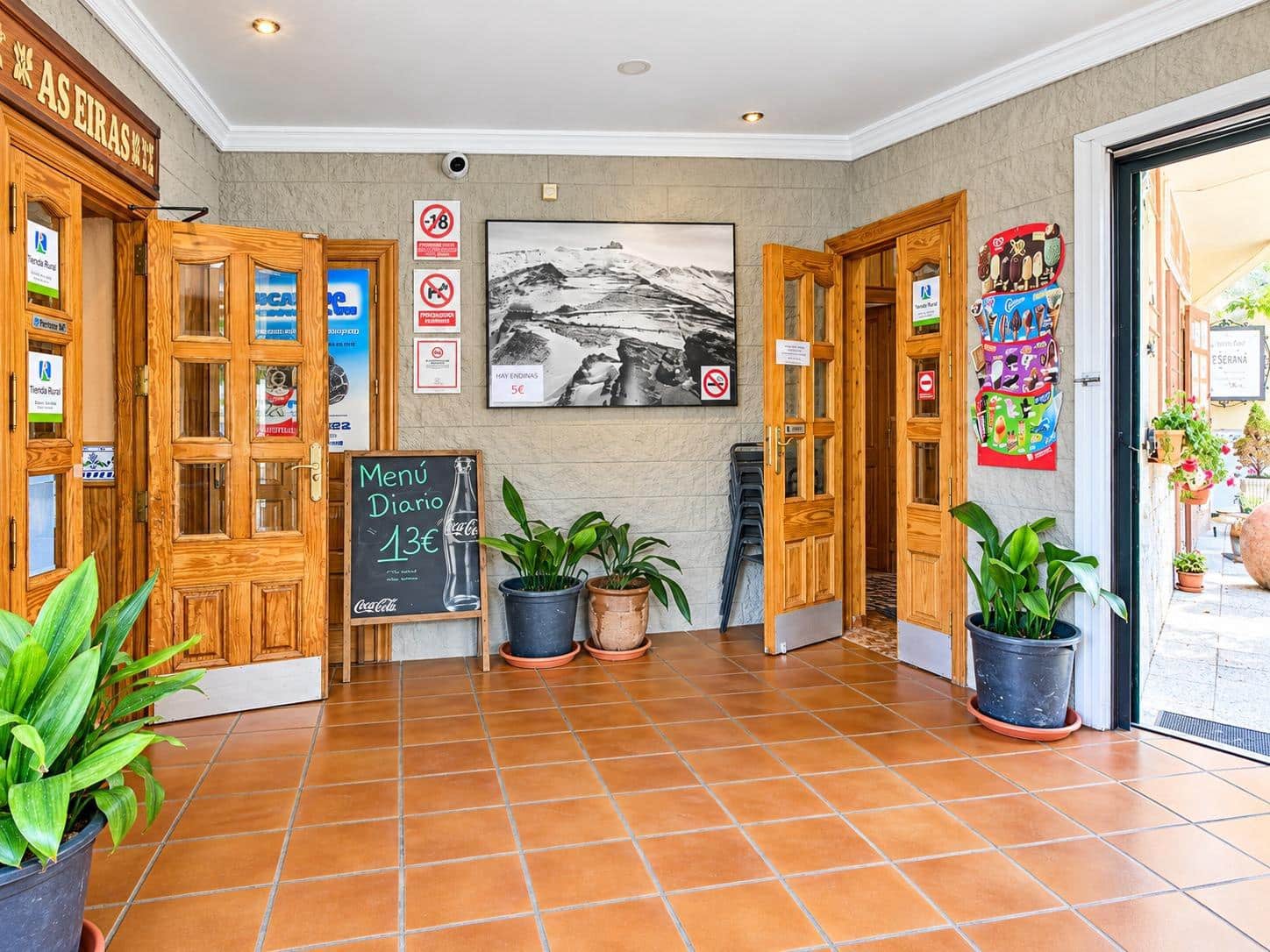 16 bedroom Hotel for sale in Guejar Sierra with garage - € 1,365,000 (Ref: 10162368)