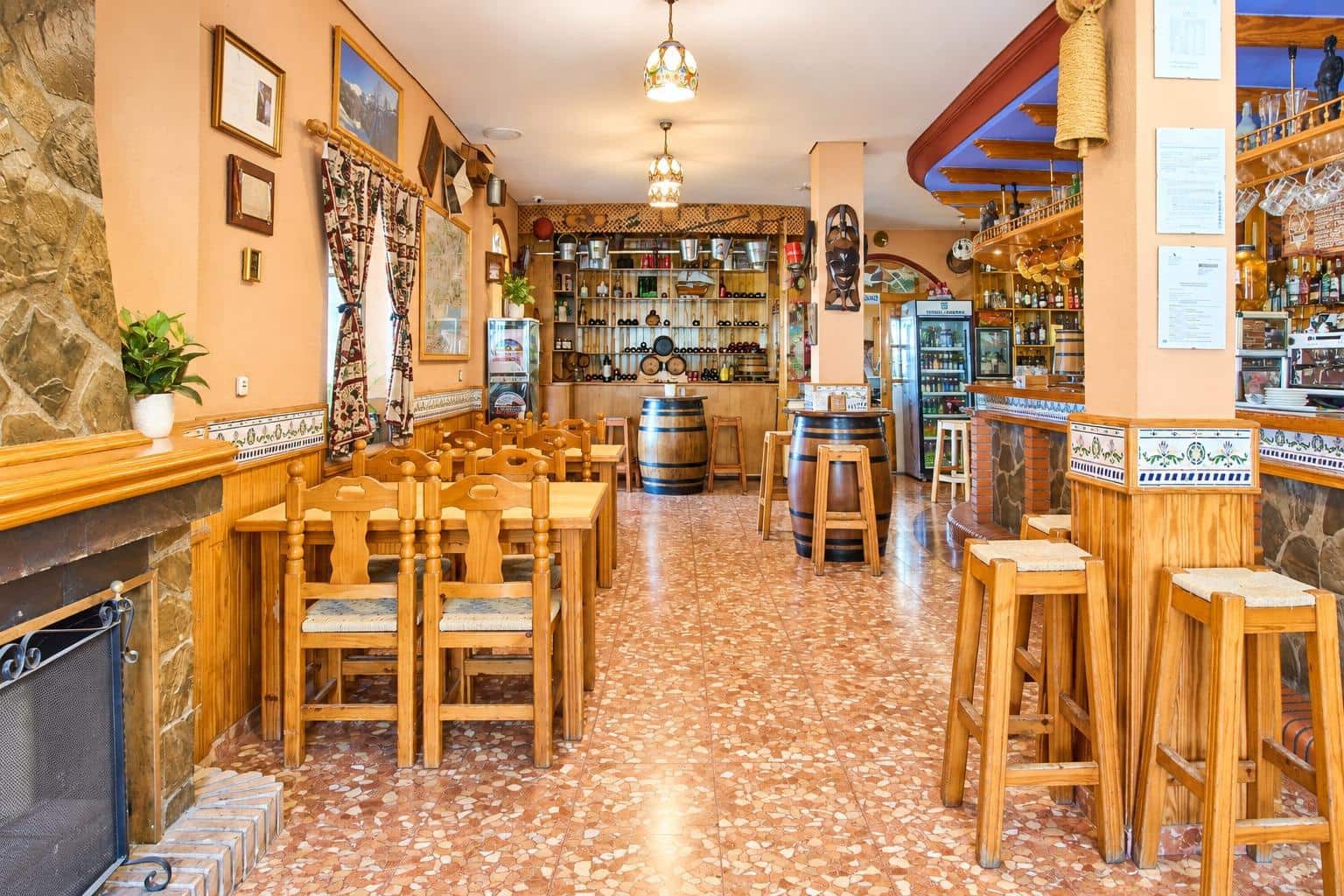16 bedroom Hotel for sale in Guejar Sierra with garage - € 1,365,000 (Ref: 10162368)