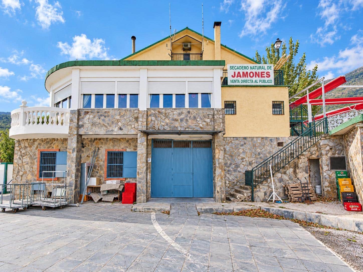 16 bedroom Hotel for sale in Guejar Sierra with garage - € 1,365,000 (Ref: 10162368)