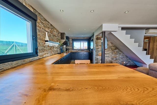 1 soveværelse Villa til salg i Churriana de la Vega med swimmingpool - € 230.000 (Ref: 10168680)