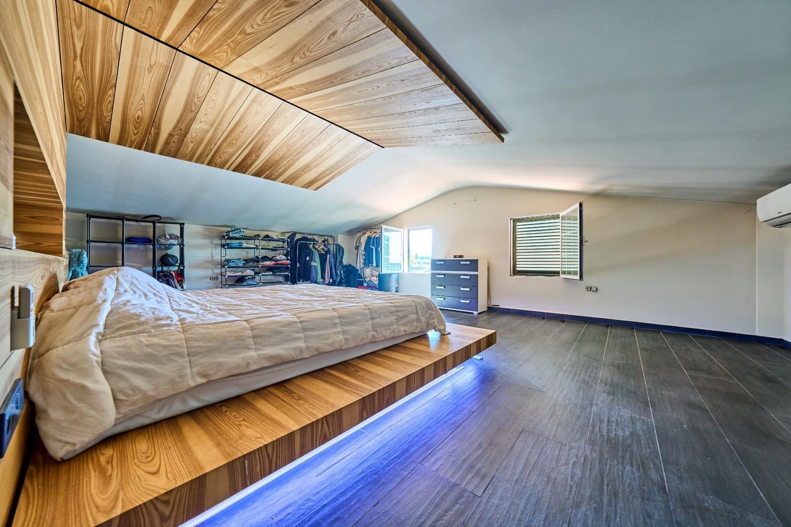 1 soveværelse Villa til salg i Churriana de la Vega med swimmingpool - € 230.000 (Ref: 10168680)