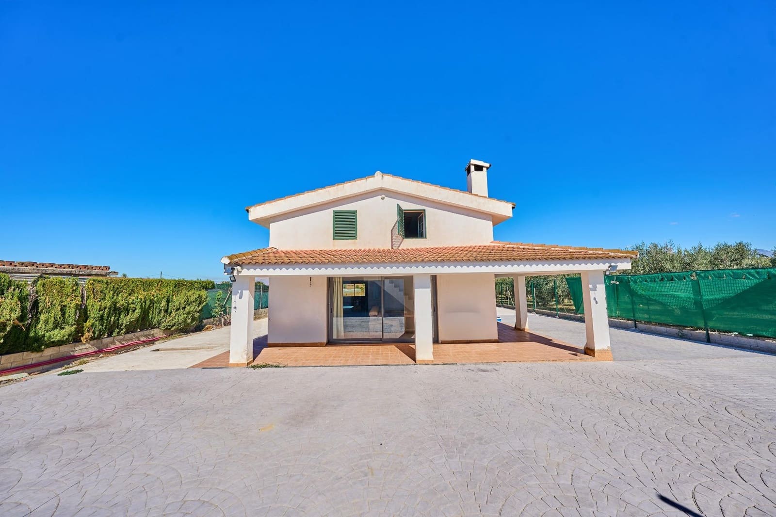1 soveværelse Villa til salg i Churriana de la Vega med swimmingpool - € 230.000 (Ref: 10168680)