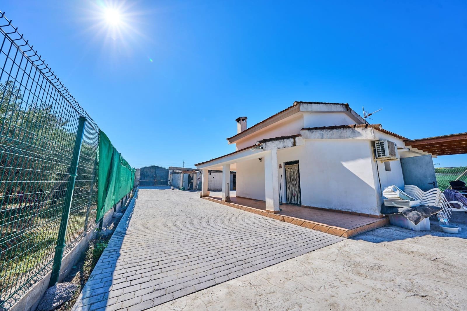 1 soveværelse Villa til salg i Churriana de la Vega med swimmingpool - € 230.000 (Ref: 10168680)