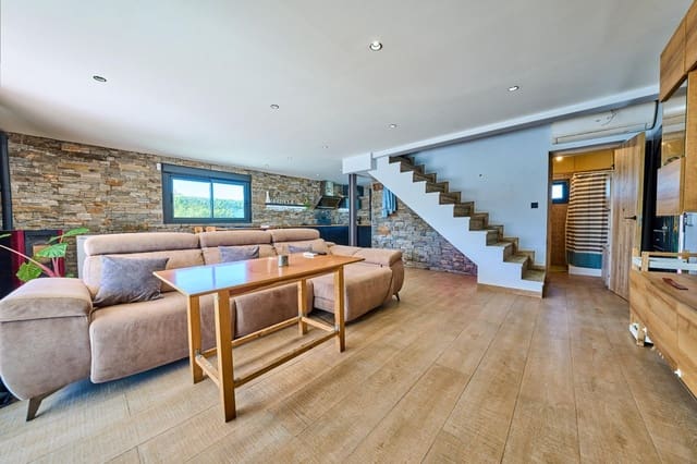 1 soveværelse Villa til salg i Churriana de la Vega med swimmingpool - € 230.000 (Ref: 10168680)