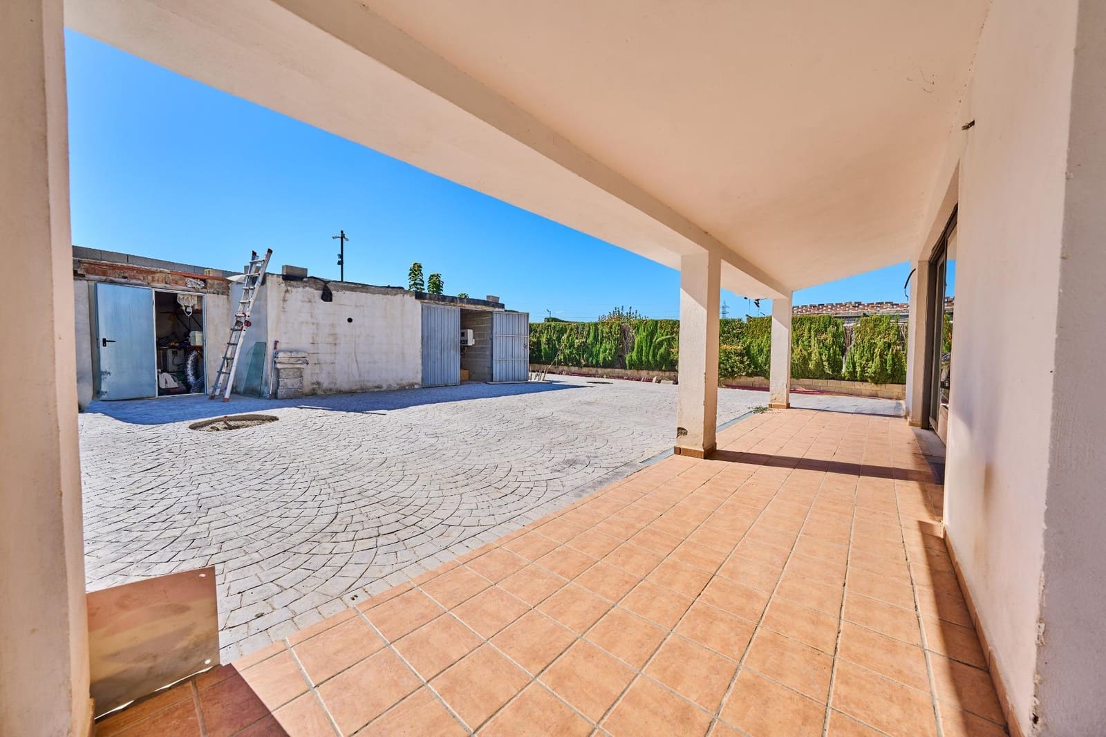 1 soveværelse Villa til salg i Churriana de la Vega med swimmingpool - € 230.000 (Ref: 10168680)