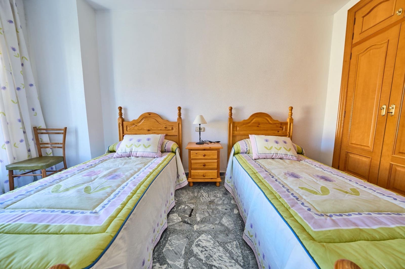 4 soverom Hus til salgs i Las Gabias med garasje - € 244 900 (Ref: 10168681)