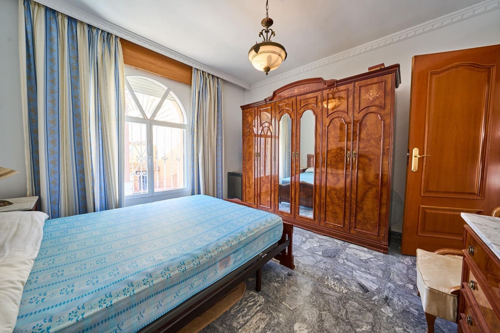 4 soverom Hus til salgs i Las Gabias med garasje - € 244 900 (Ref: 10168681)