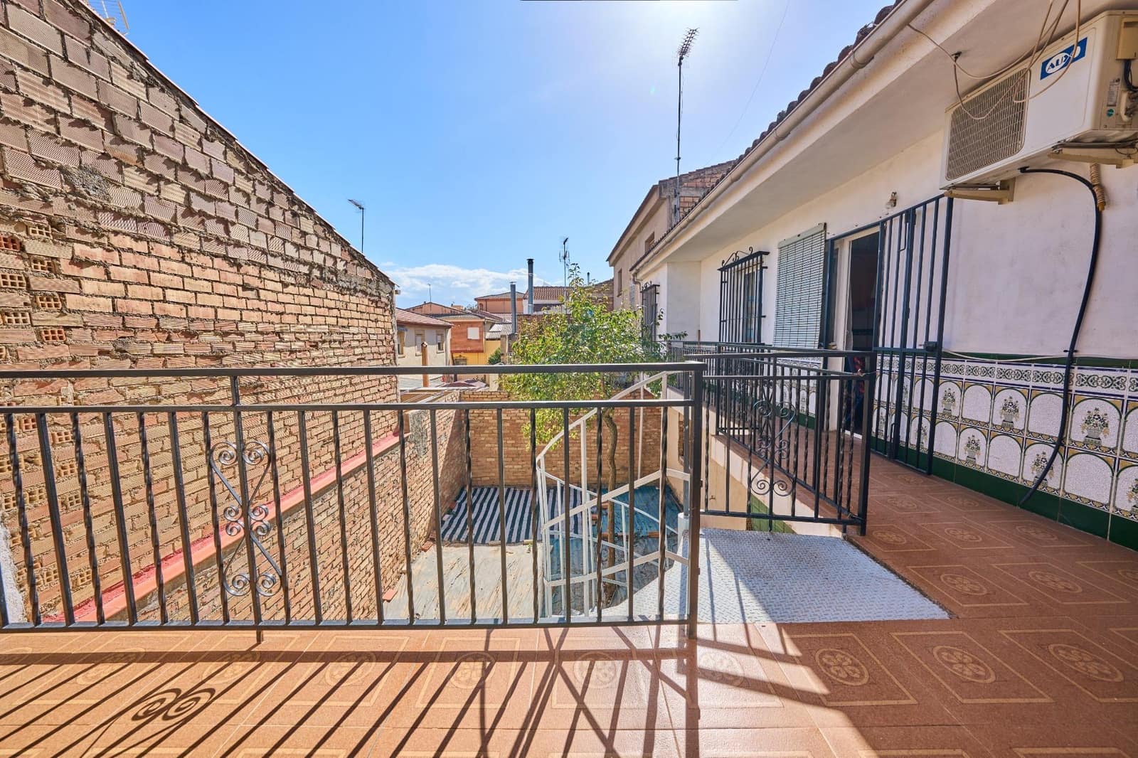 4 soverom Hus til salgs i Las Gabias med garasje - € 244 900 (Ref: 10168681)
