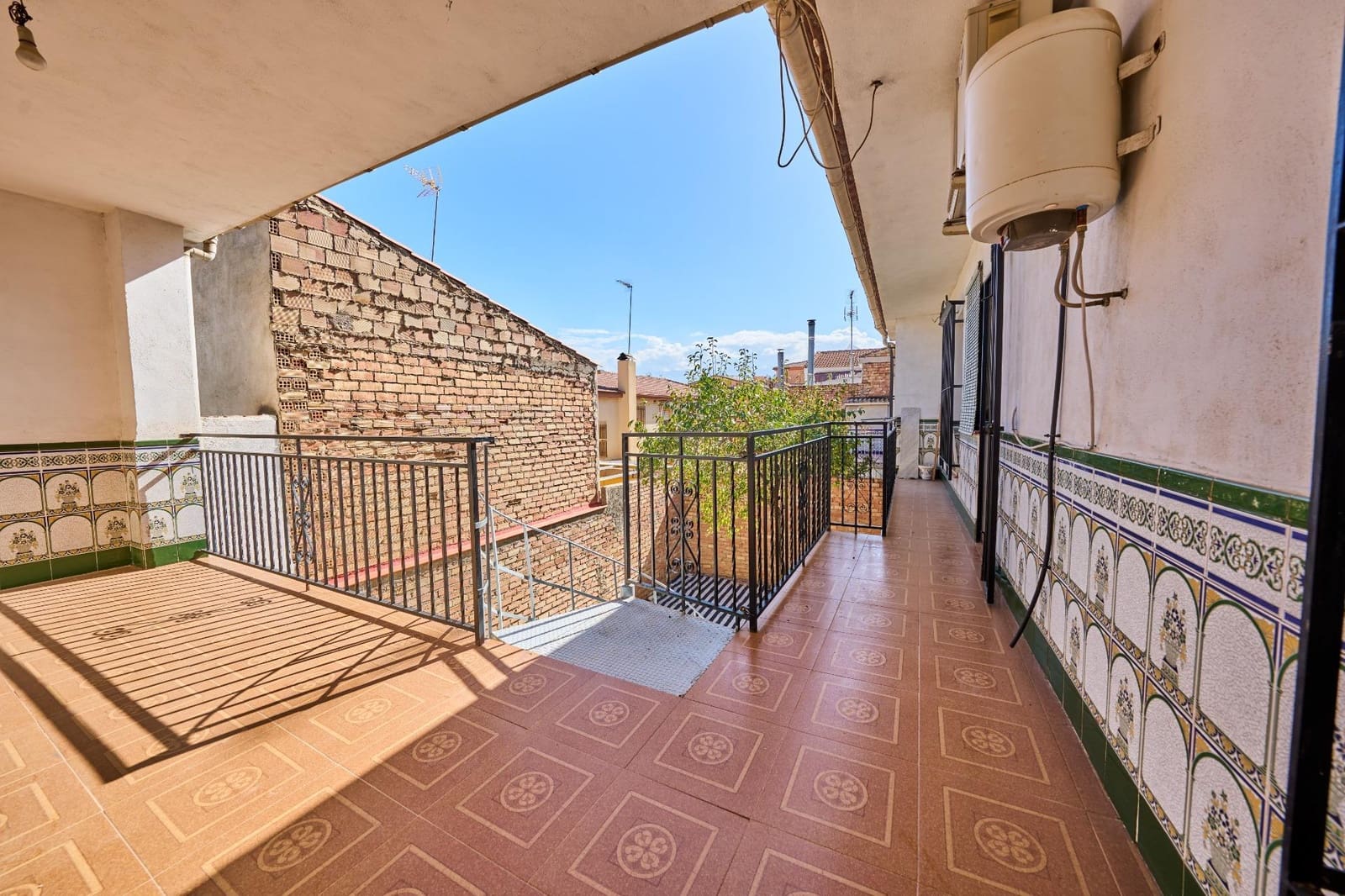 4 soverom Hus til salgs i Las Gabias med garasje - € 244 900 (Ref: 10168681)