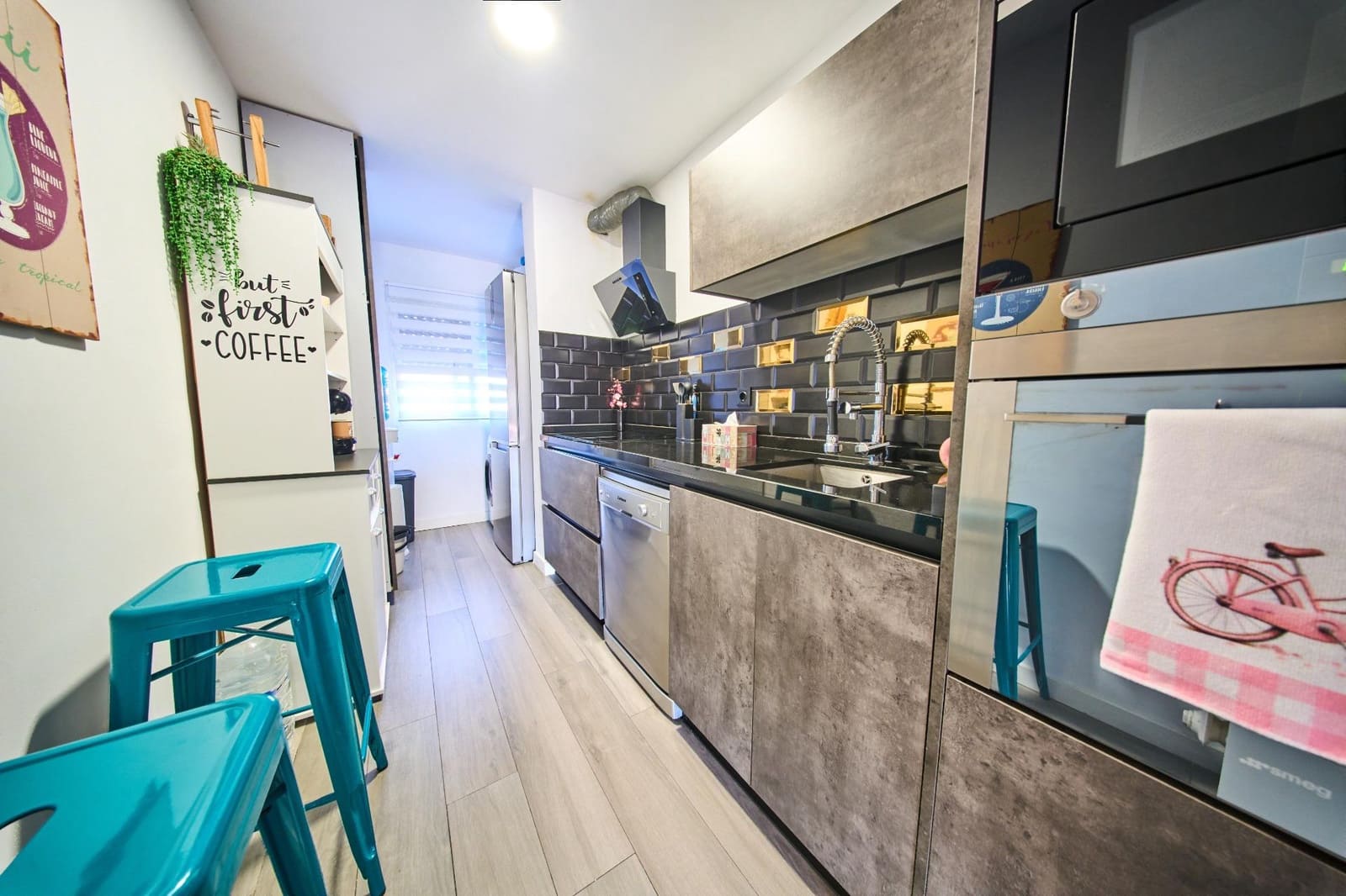 3 soveværelse Lejlighed til salg i Granada by - € 155.500 (Ref: 10173860)