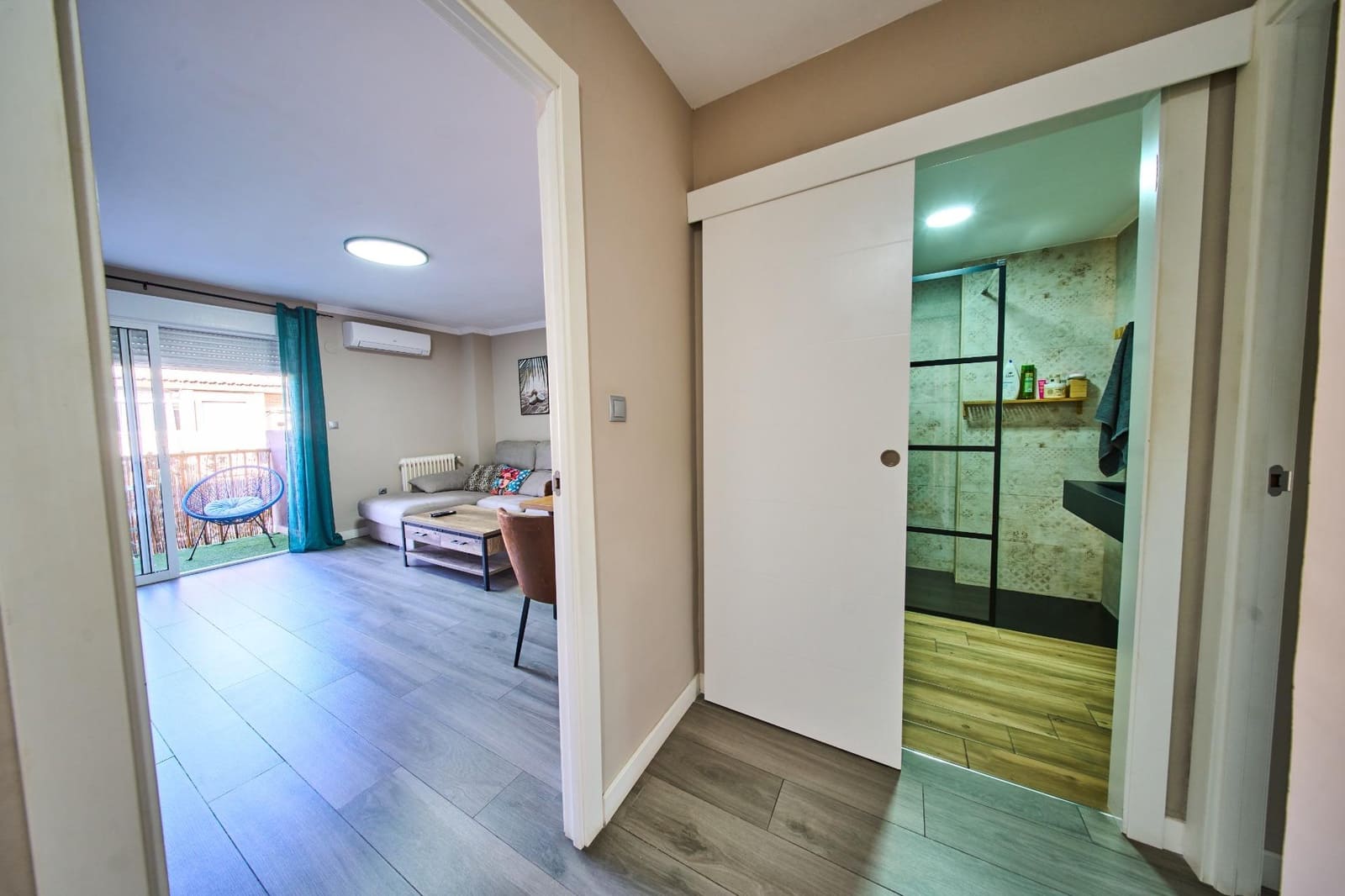3 soveværelse Lejlighed til salg i Granada by - € 155.500 (Ref: 10173860)