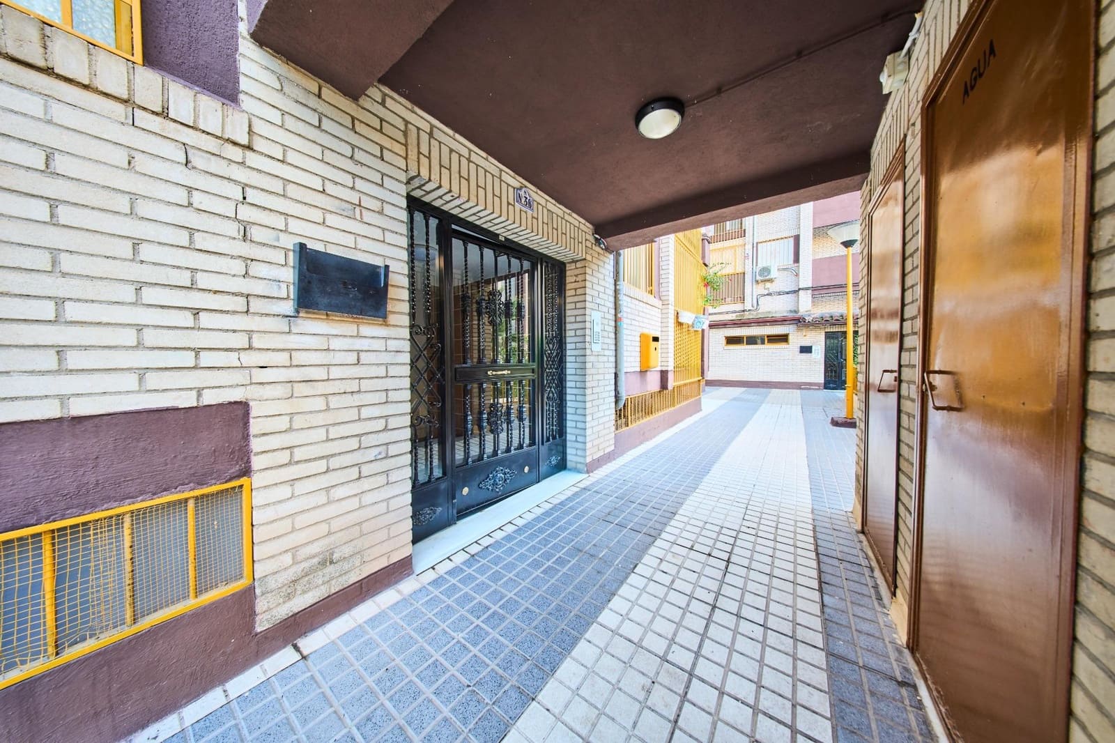 3 soveværelse Lejlighed til salg i Granada by - € 155.500 (Ref: 10173860)