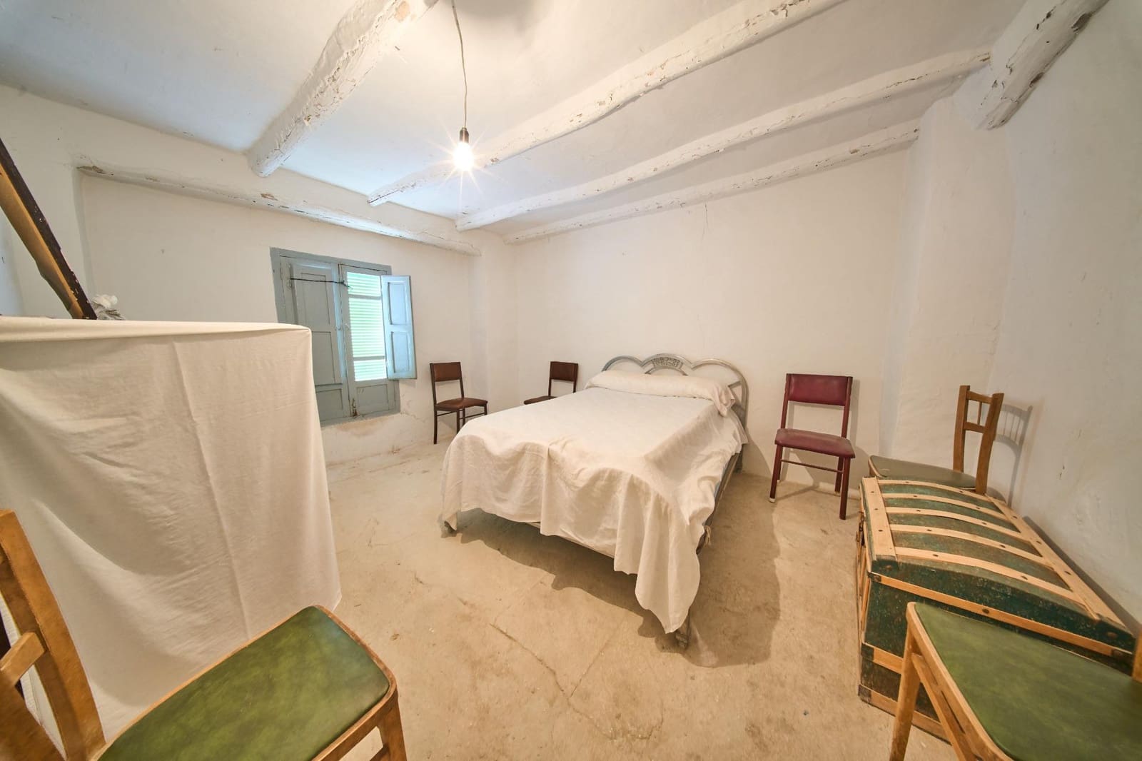 4 soverom Hus til salgs i Cacin - € 40 000 (Ref: 10173861)