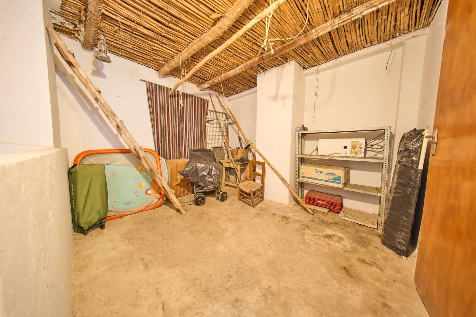 4 soverom Hus til salgs i Cacin - € 40 000 (Ref: 10173861)
