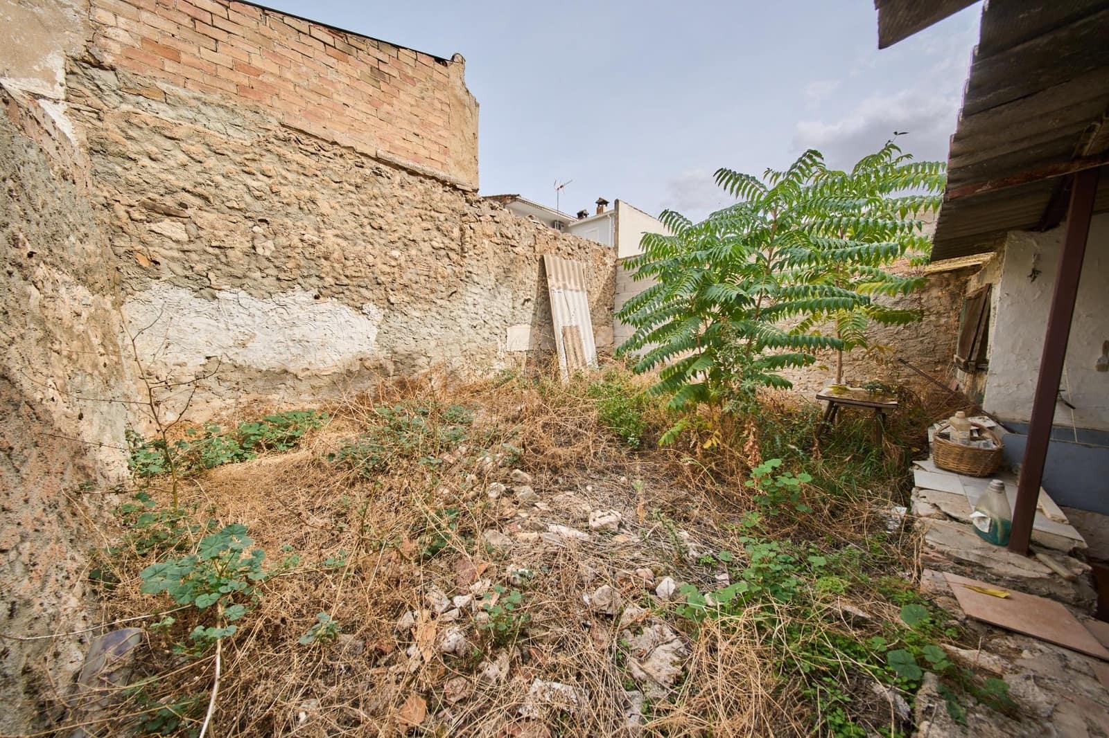 4 soverom Hus til salgs i Cacin - € 40 000 (Ref: 10173861)
