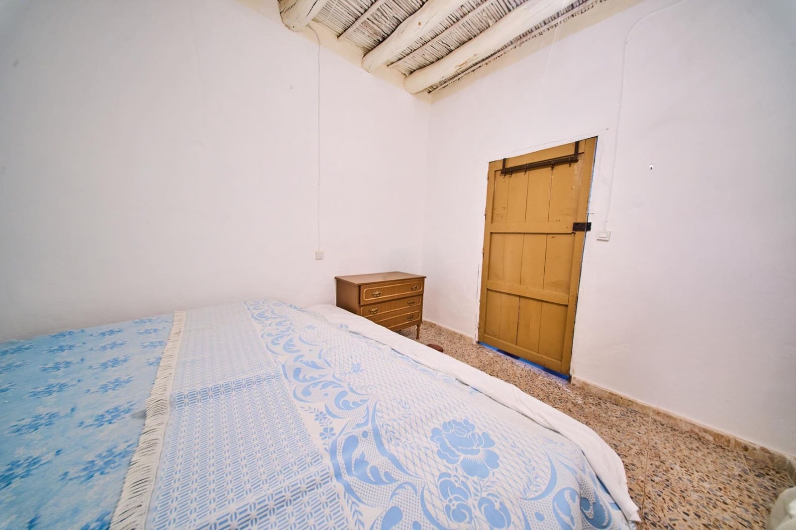 3 bedroom Townhouse for sale in Fernan Nunez - € 65,000 (Ref: 10174700)