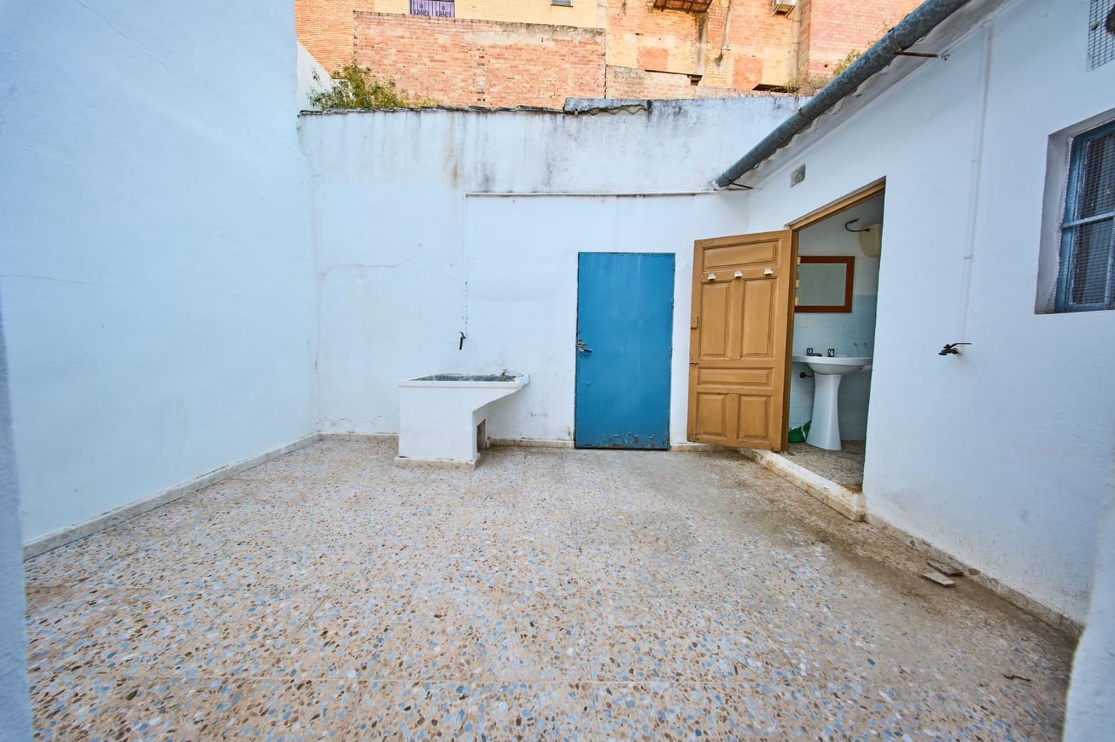 3 bedroom Townhouse for sale in Fernan Nunez - € 65,000 (Ref: 10174700)